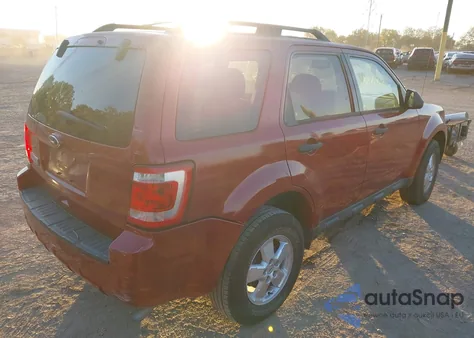 2011 Ford Escape Xlt из США, поврежденный, VIN 1FMCU0D71BKA61949